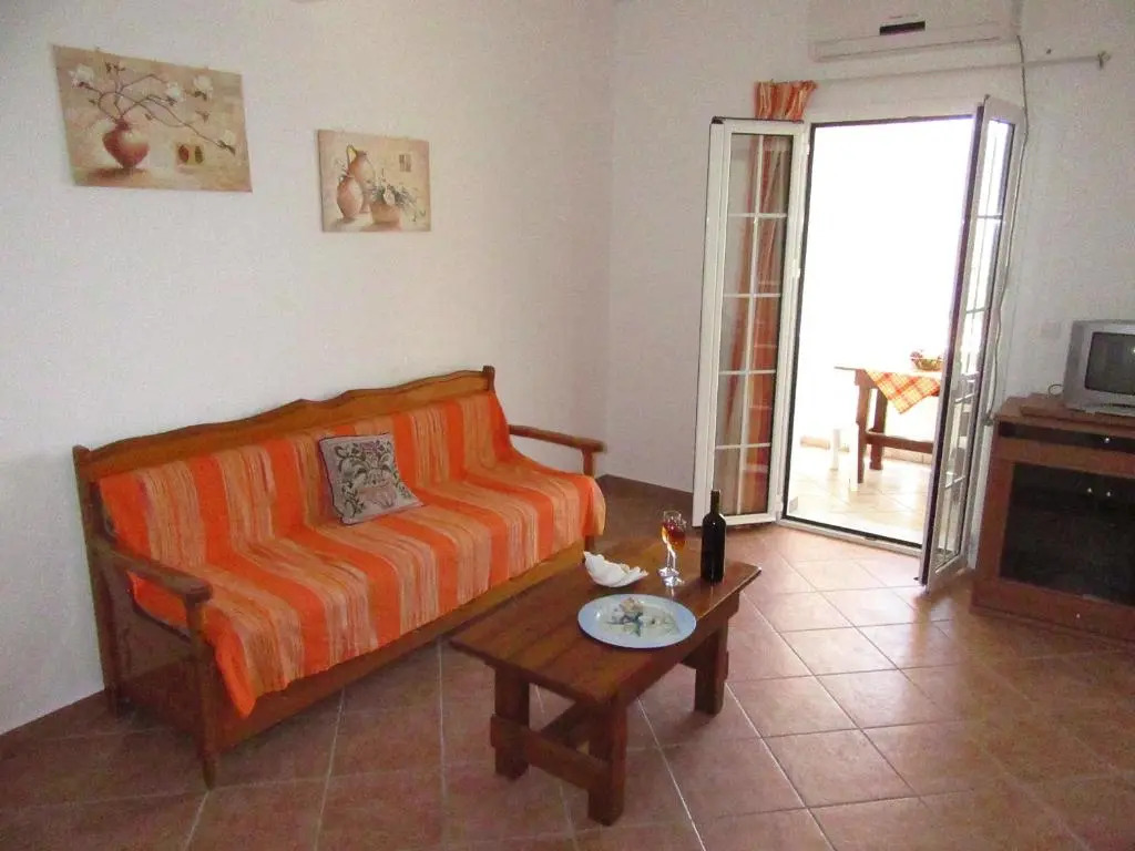 Kalotinas Apartments