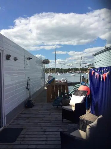 Houseboat Heyvon