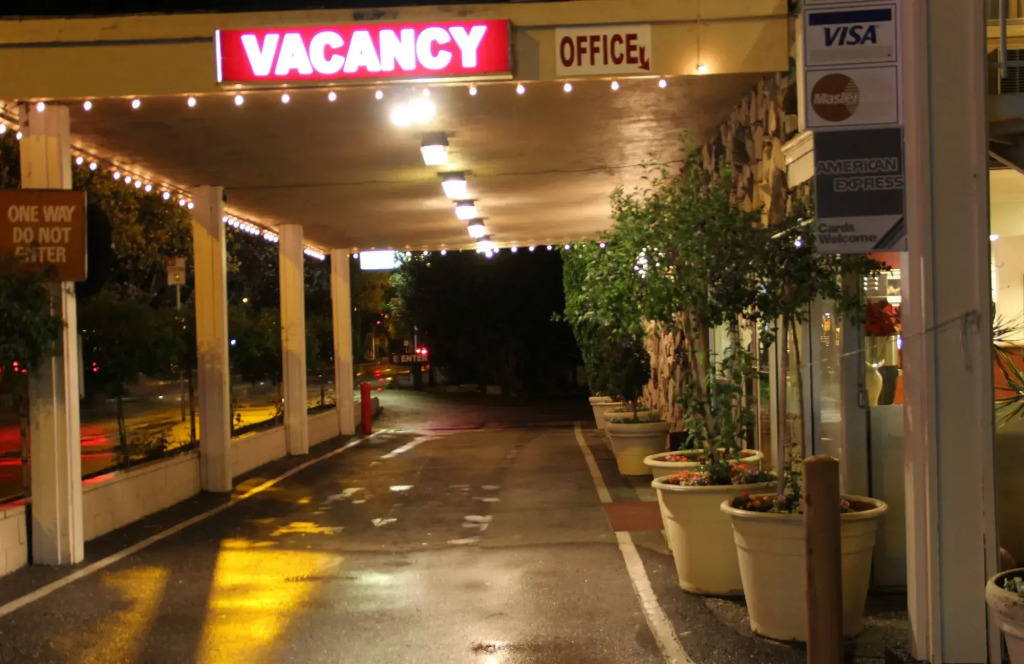 Caravelle Inn Extended Stay