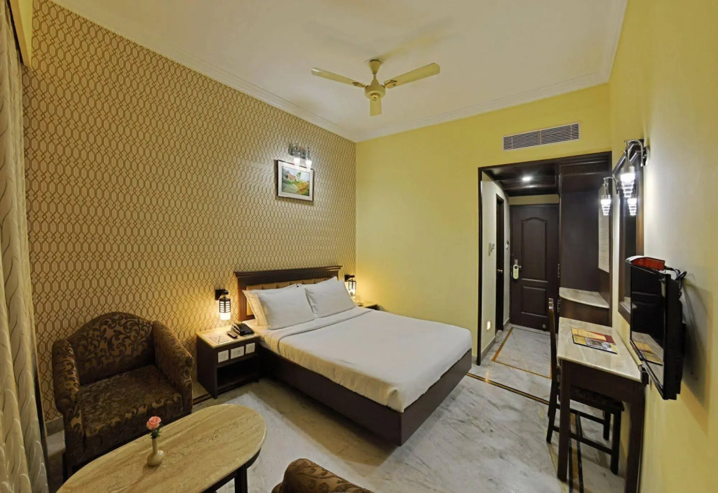Hotel Raj Palace
