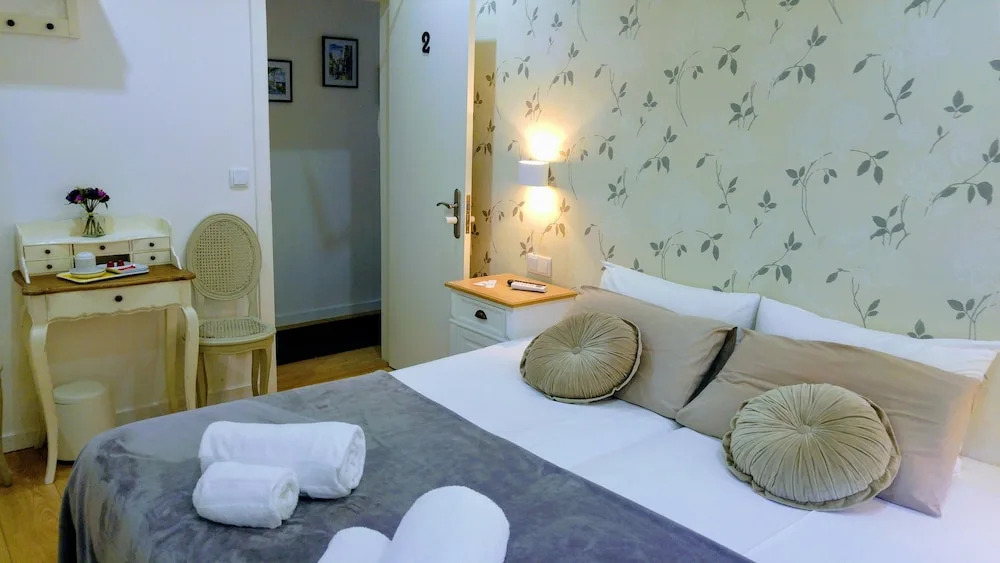 Lisbon Terrace Suites Special for Groups up to 19 guests