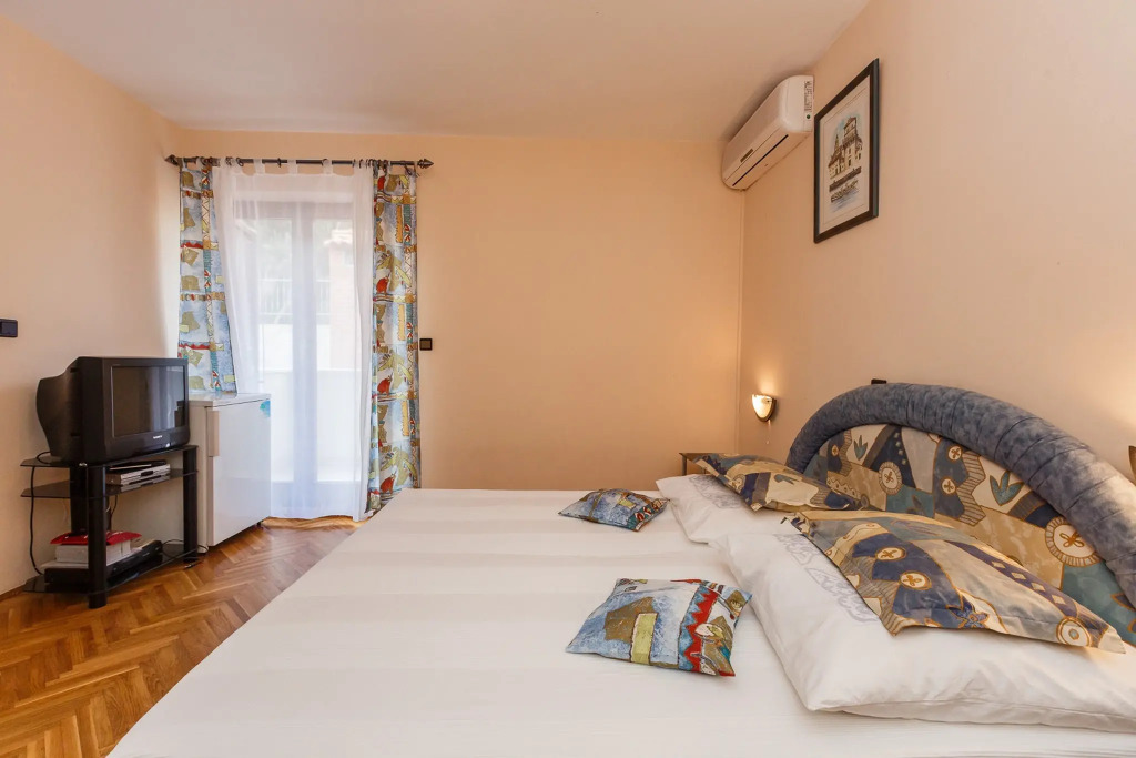 Guest House Lazeta