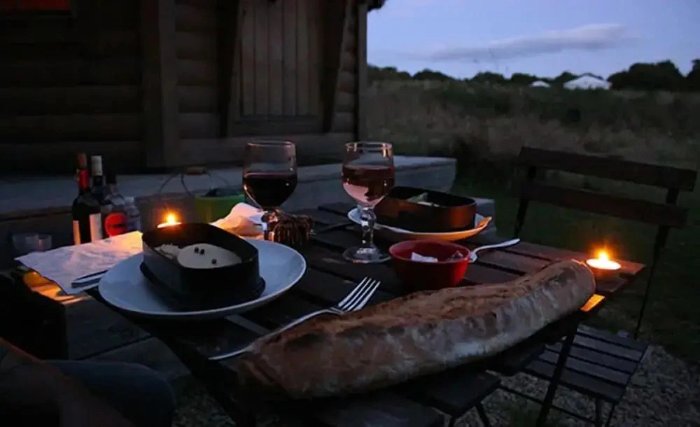 Comfortable Bungalow in Ploemel with Paid Sauna