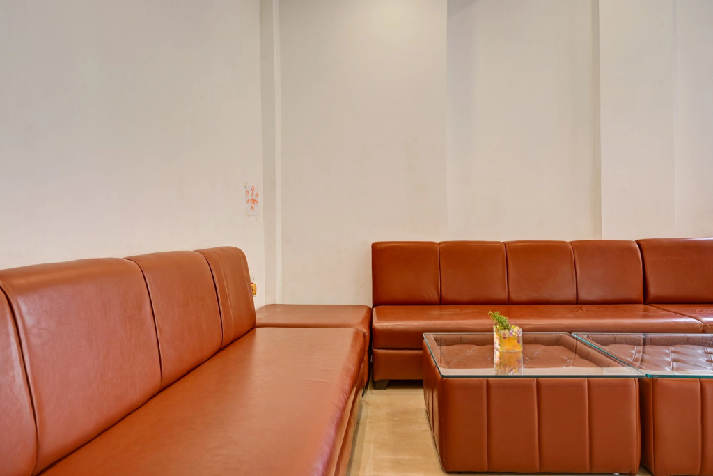 Palette - Hotel Saket Greens