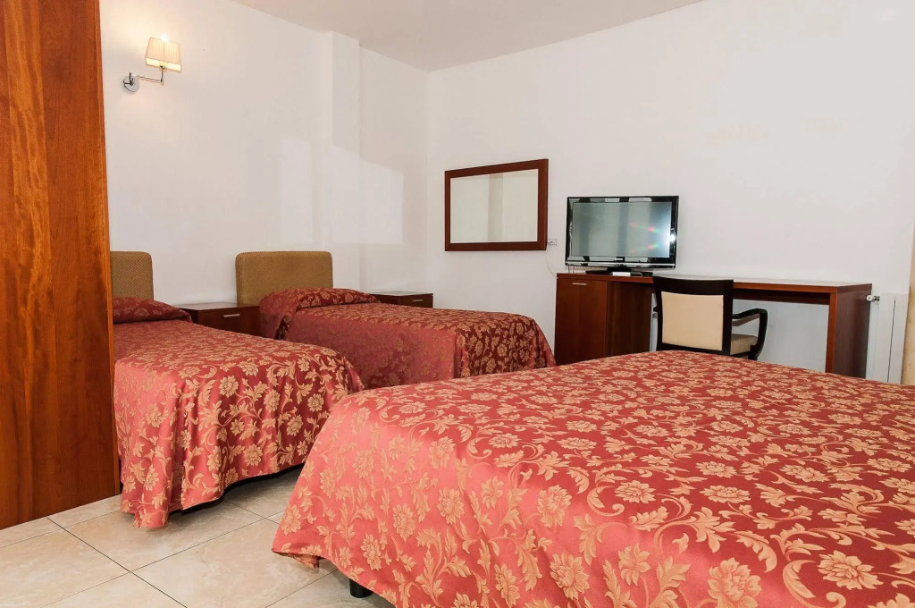 Hotel Demar