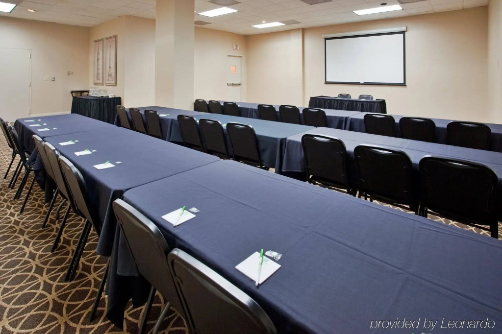 DoubleTree by Hilton Raleigh Midtown, NC