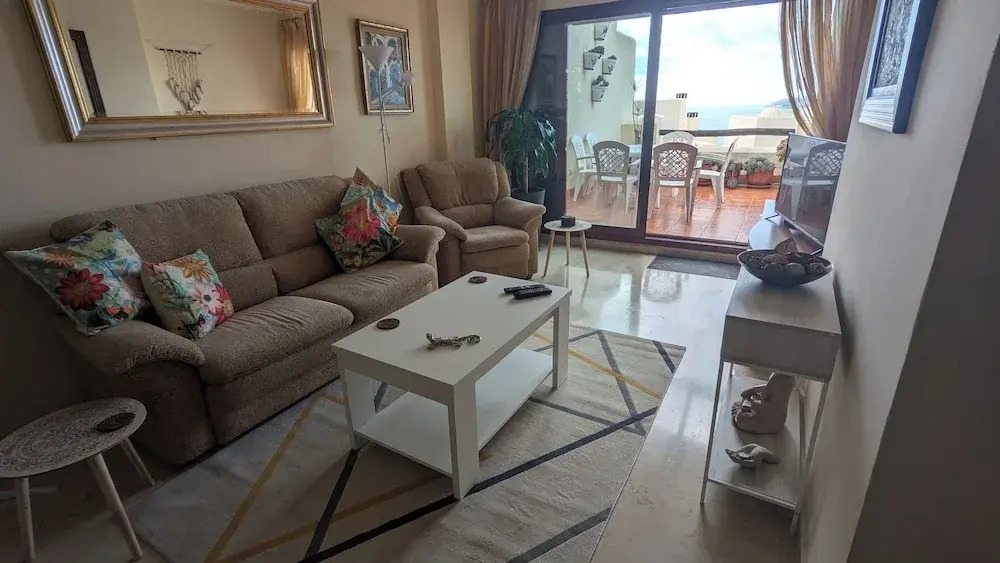 Casares Costa, Vista Bahia,2 Bedroom Bathroom