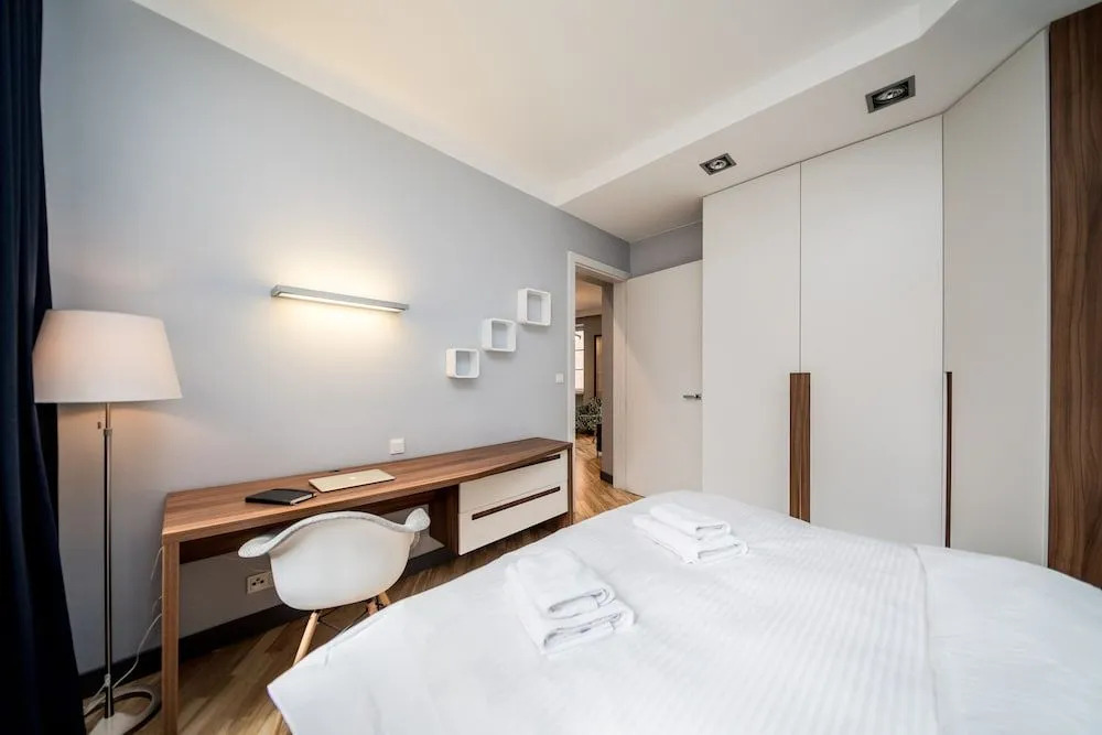 Apt Premium Old Town by Your Freedom