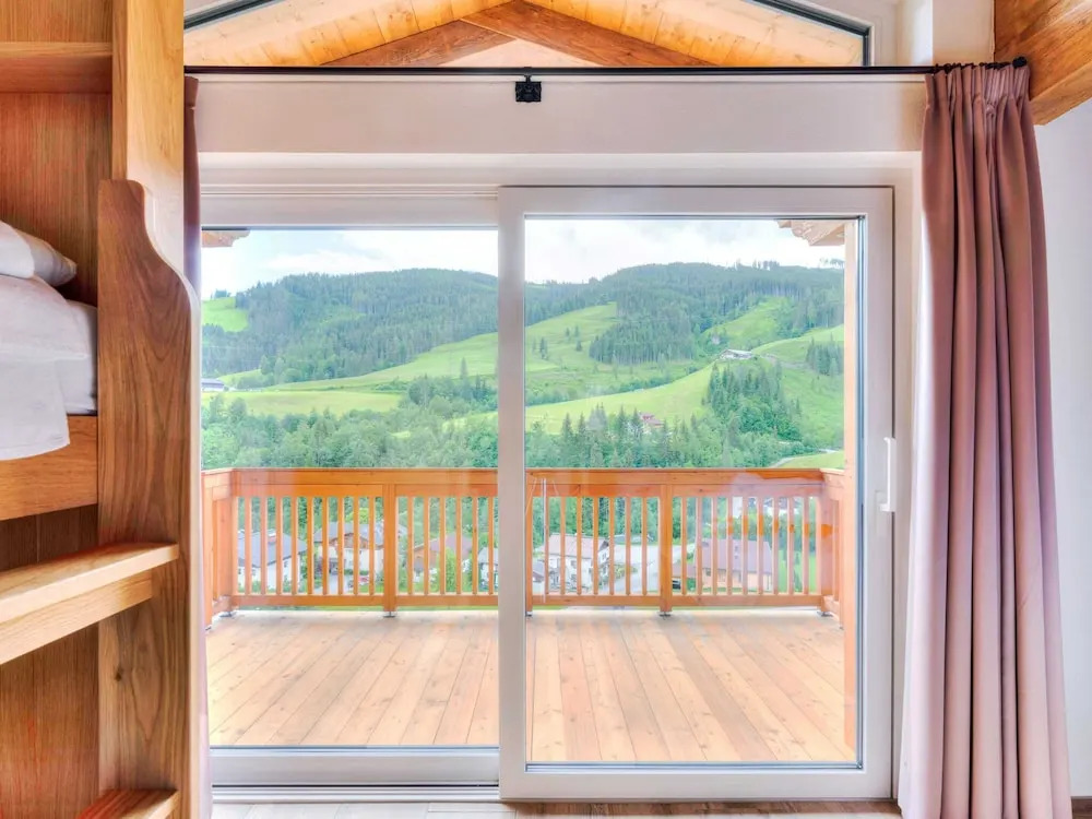 Chalet in Mühlbach near Ski Slopes