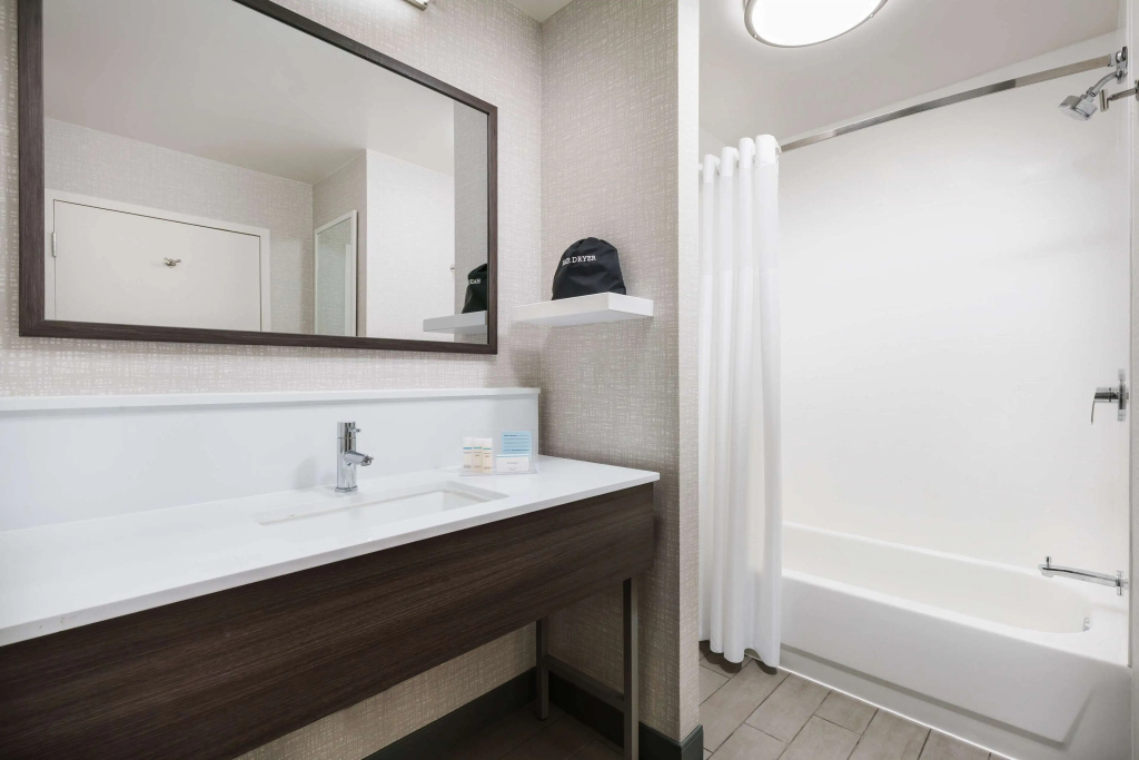 Hampton Inn & Suites Baltimore Inner Harbor