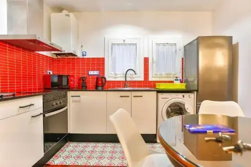Ghat Apartments Montroig