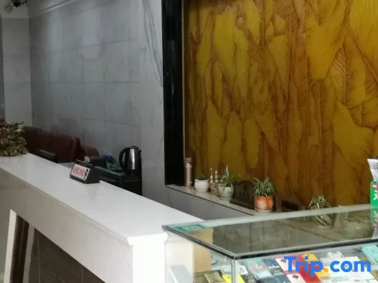 Longshan Jinyang Hotel