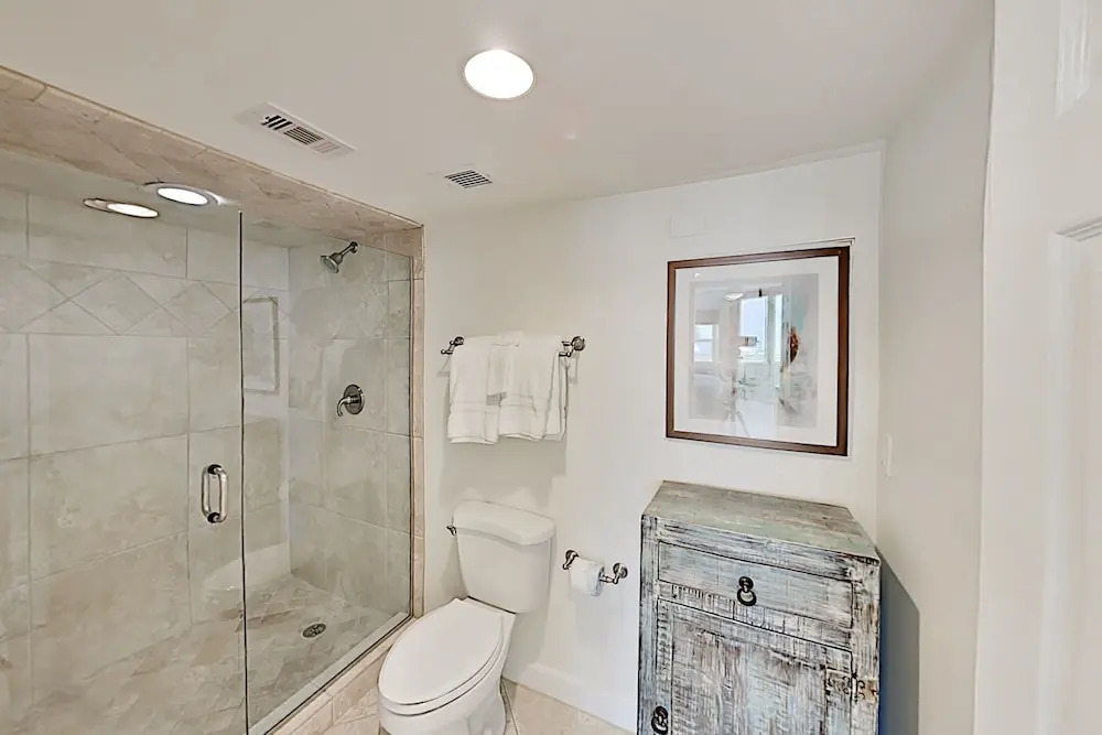 Beachfront W/ 3 Pools, Spa, Marina & Tennis 3 Bedroom Condo