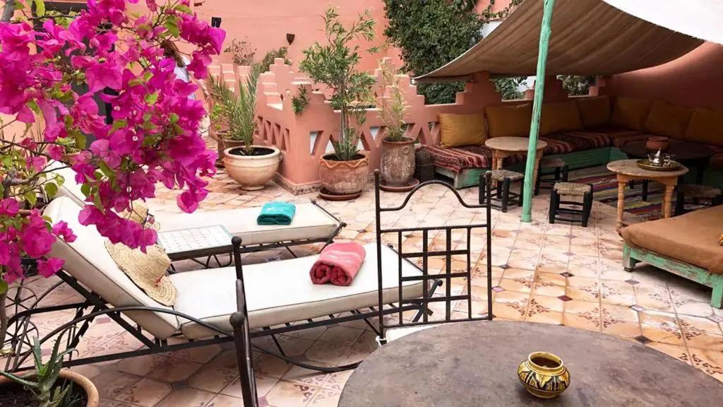 A Homey and Cozy Riad in the Heart of the Medina, 10 min Walk to Jemaa El Fna