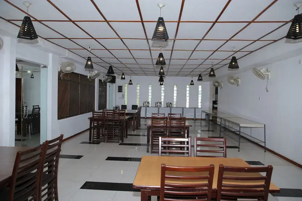 OYO 256 Subash Hotel