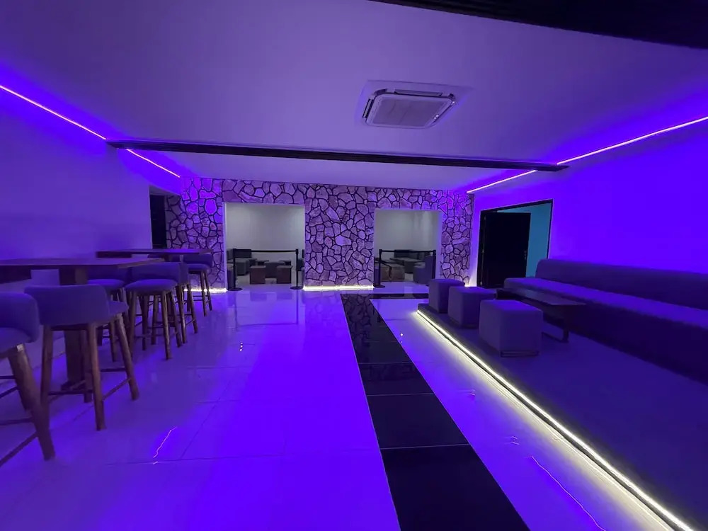 HOTEL TESORO BEACH