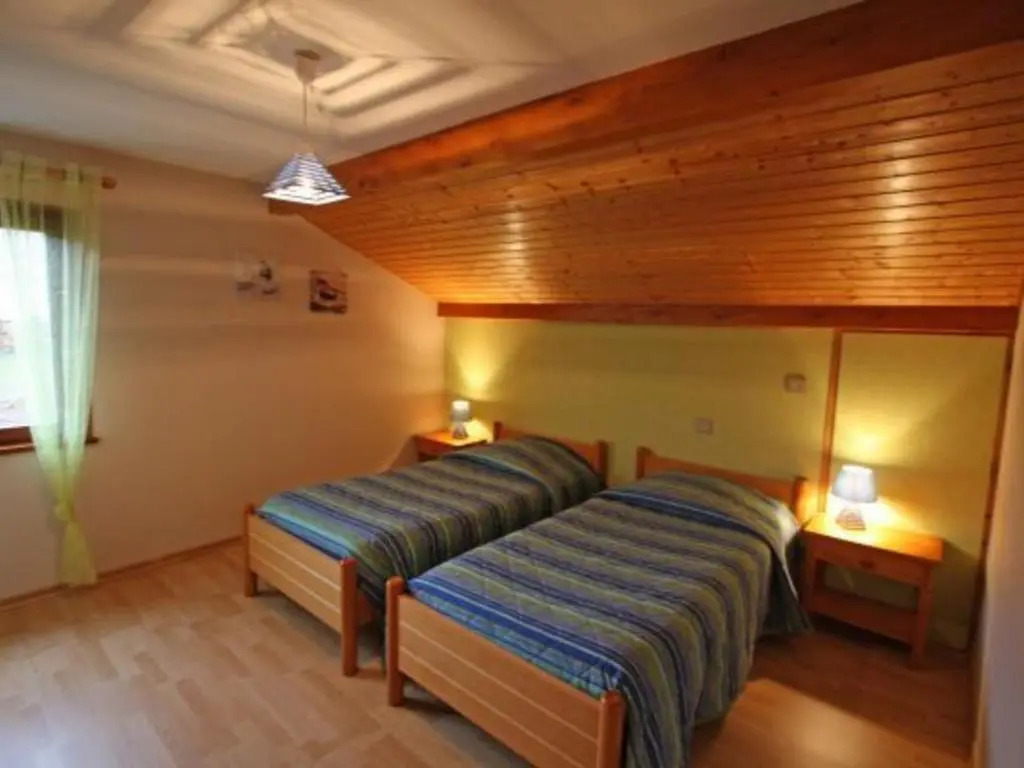 Appartement Confortable avec Accès Facile, Proche Ski et Randonnée - FR-1-589-137
