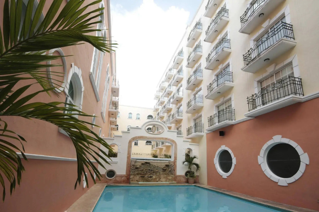 Villa Mercedes Curio Collection By Hilton