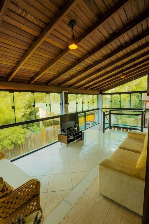 Wind House Hostel