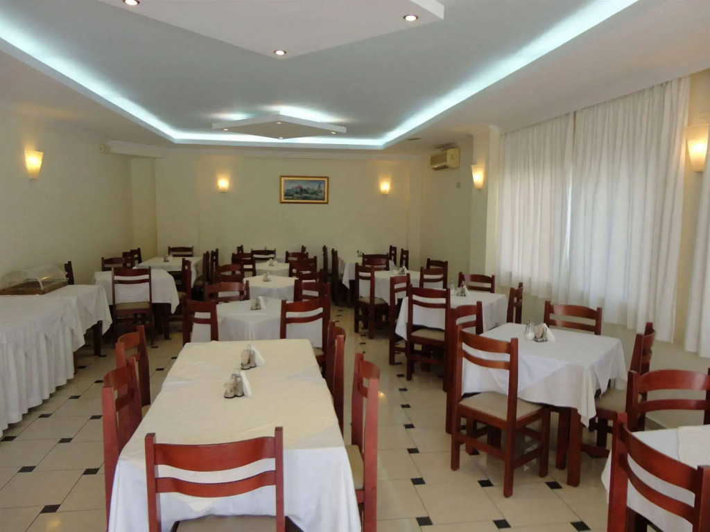Sunny Bay Hotel