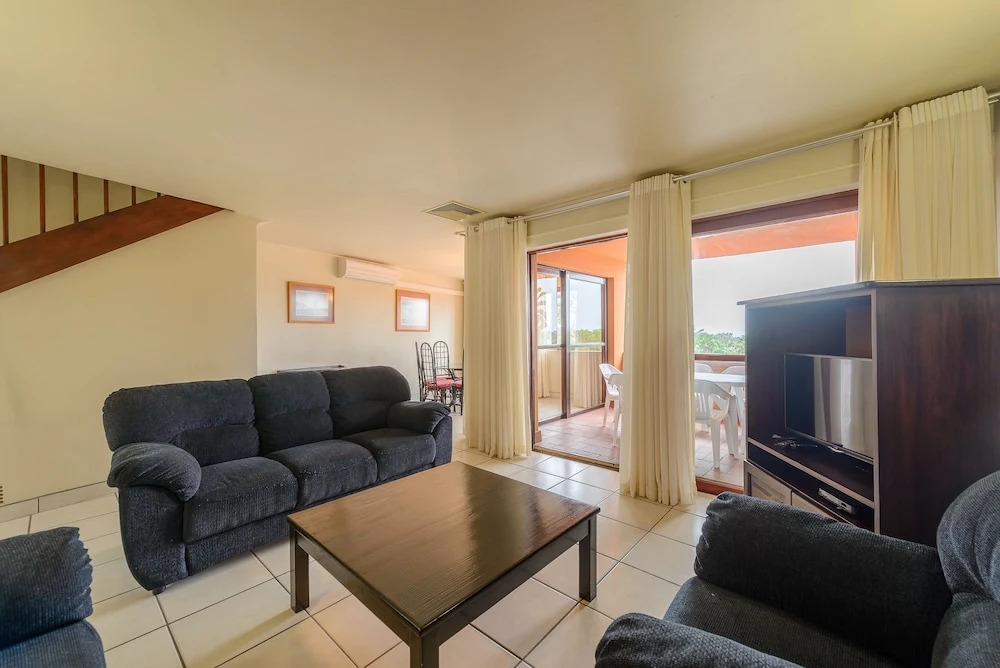 San Lameer Villa Rentals  2827