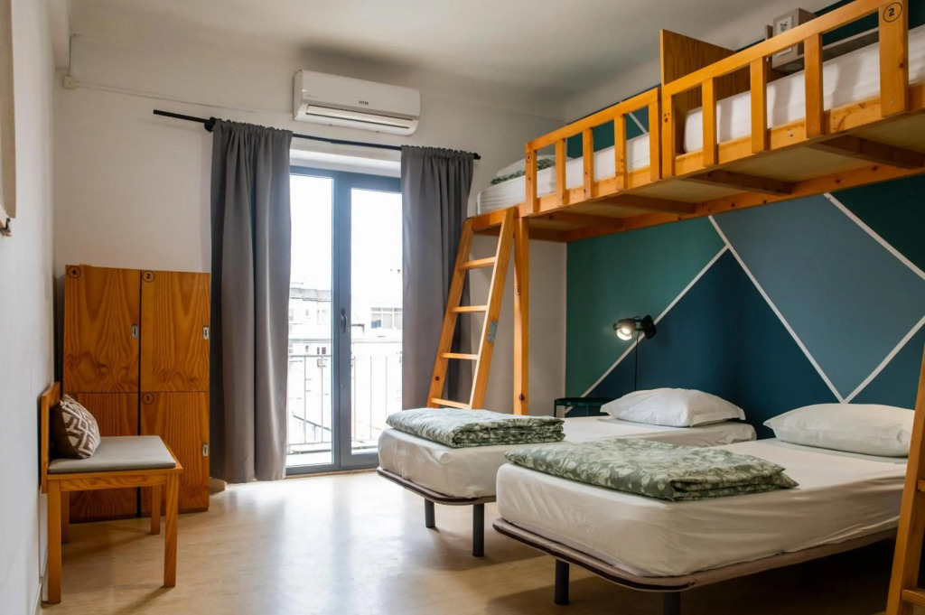 Unreal Hostel