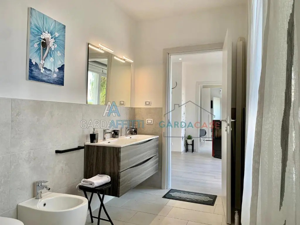 Cristallo Apartment - Desenzano Del Garda - GardaAffitti com