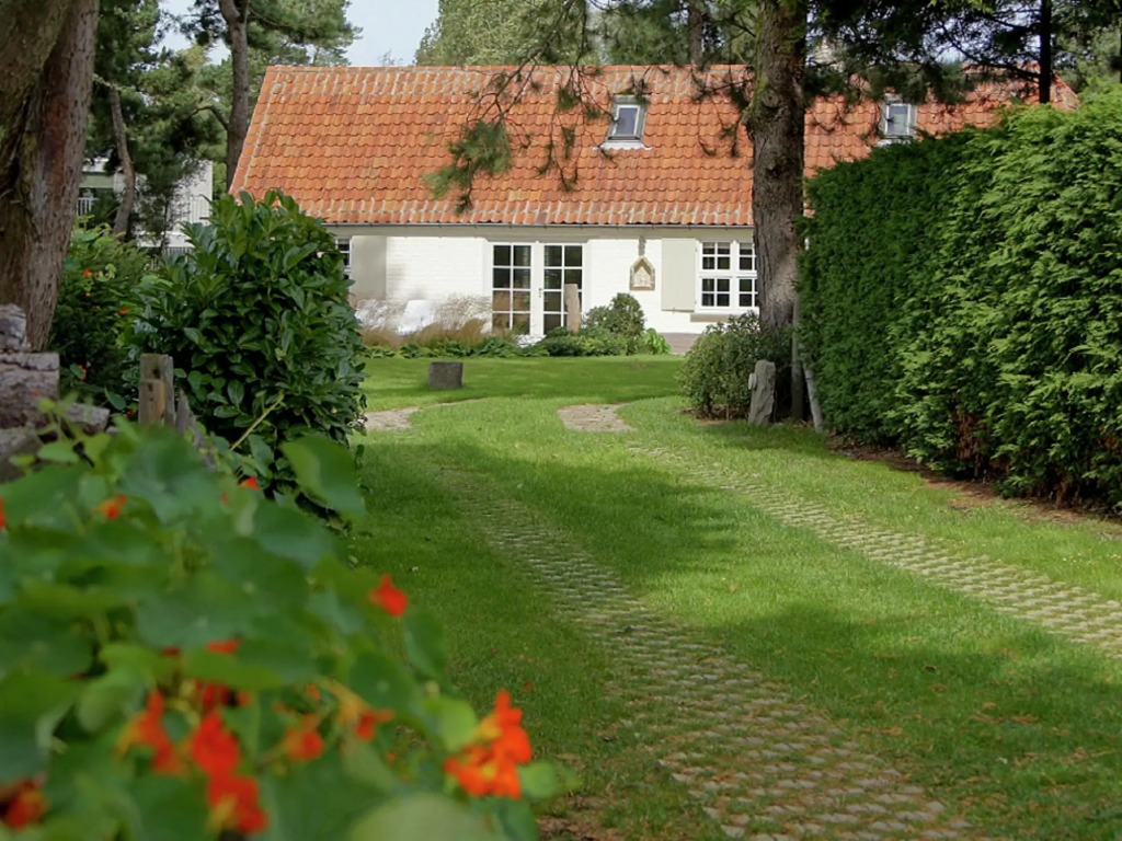 Aesthetic Coastal Villa in Koksijde