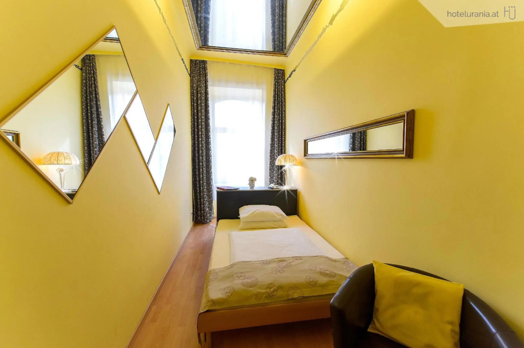 Hotel Urania