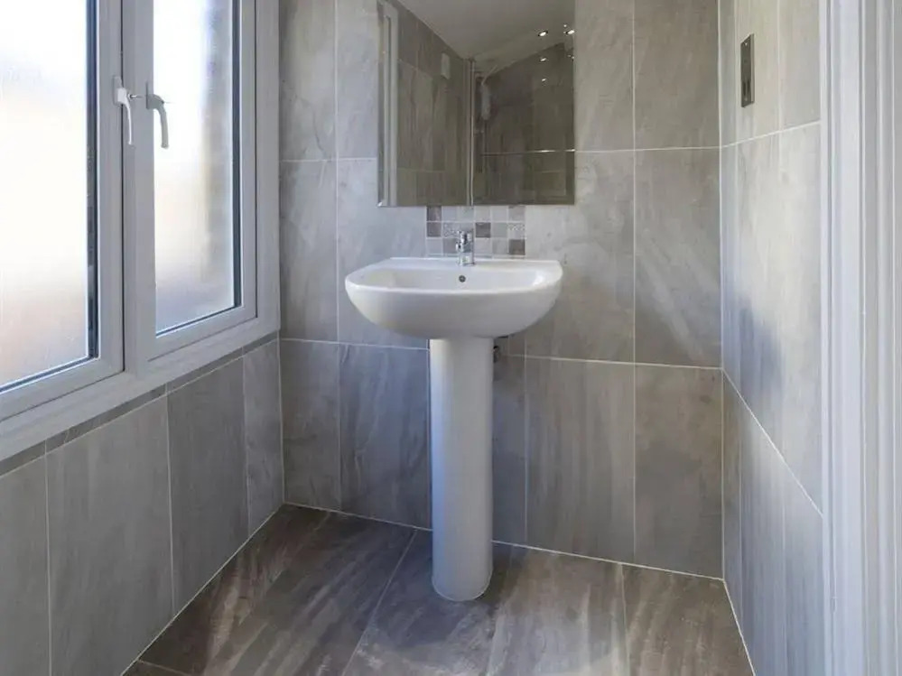Charming Tower Bridge Apartment