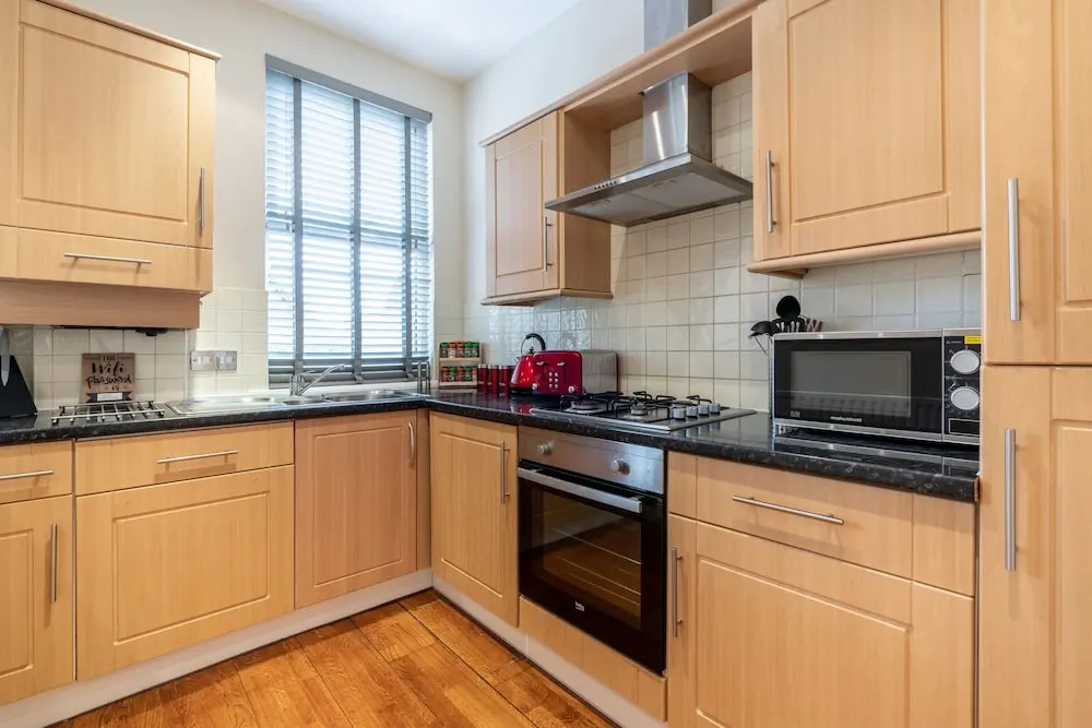 9B St Marks Road