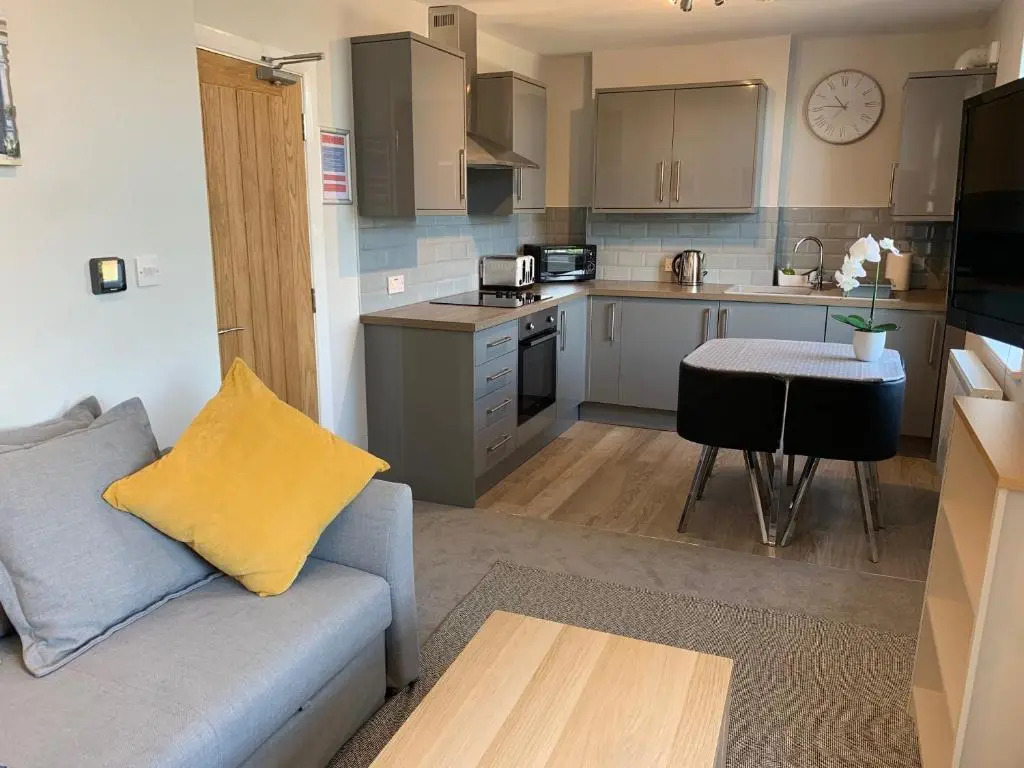Eclipse Apartment No 4
