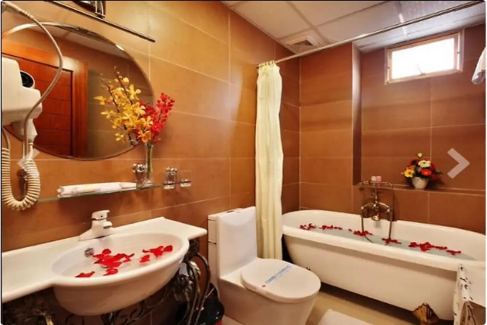 A  Em 150 Le Thanh Ton Hotel