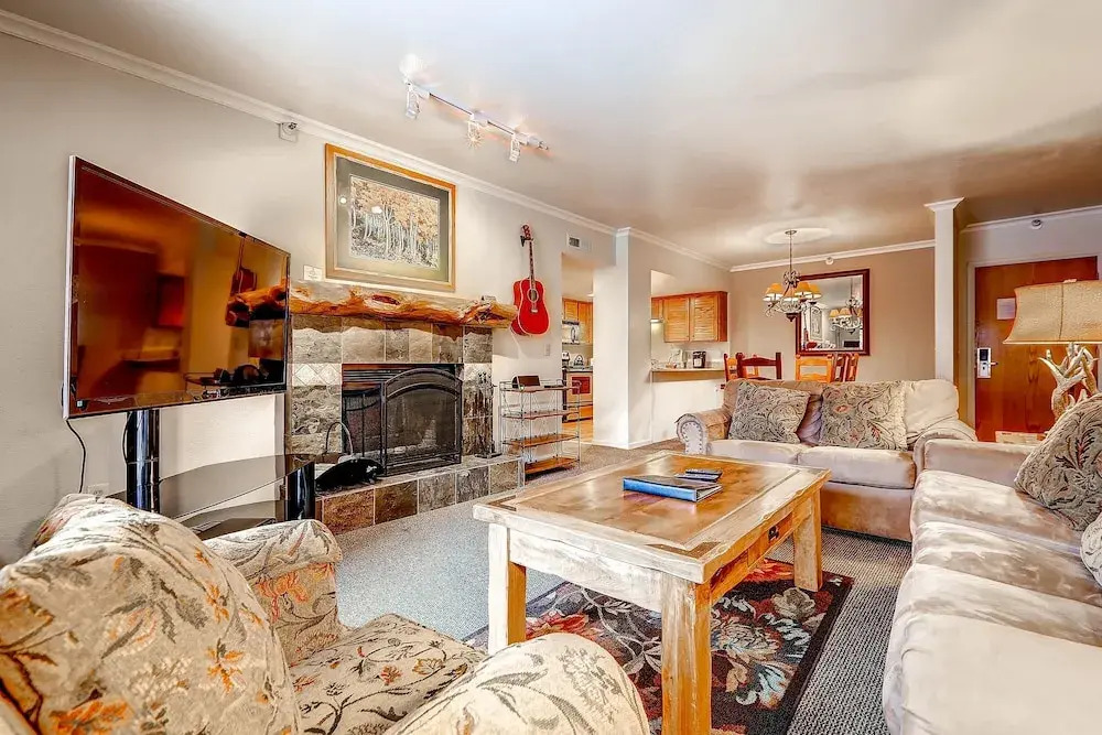 Park Station 236 2 Bedroom Condo by RedAwning
