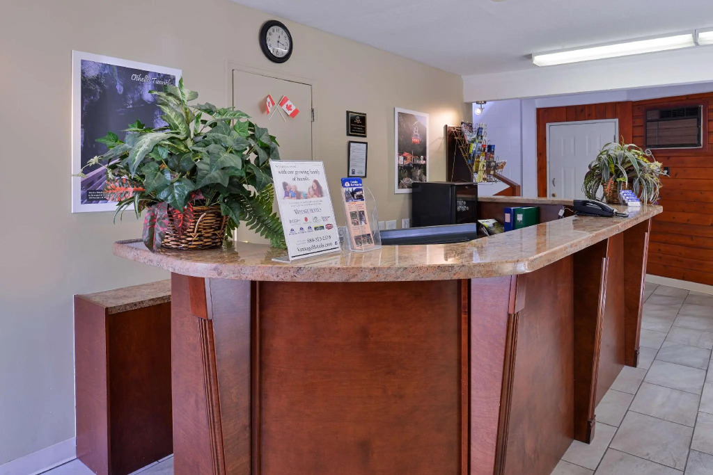 Hope Inn and Suites