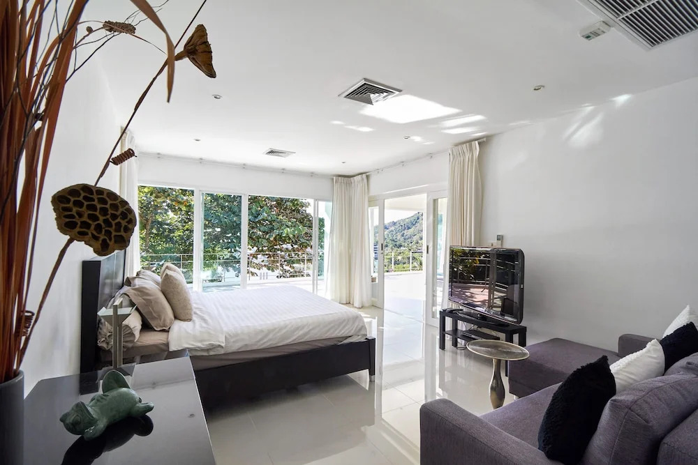 Villa Ginborn 5 bedroom Pool Villa with Sea View in Kata Beach