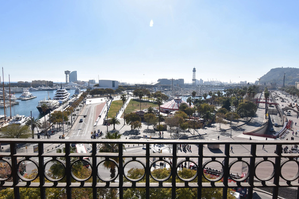 NEW REINA CRISTINA  in Barcelona