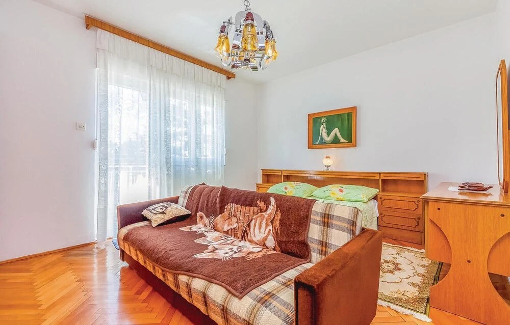 Awesome Apartment in Jadranovo With 2 Bedrooms and Wifi