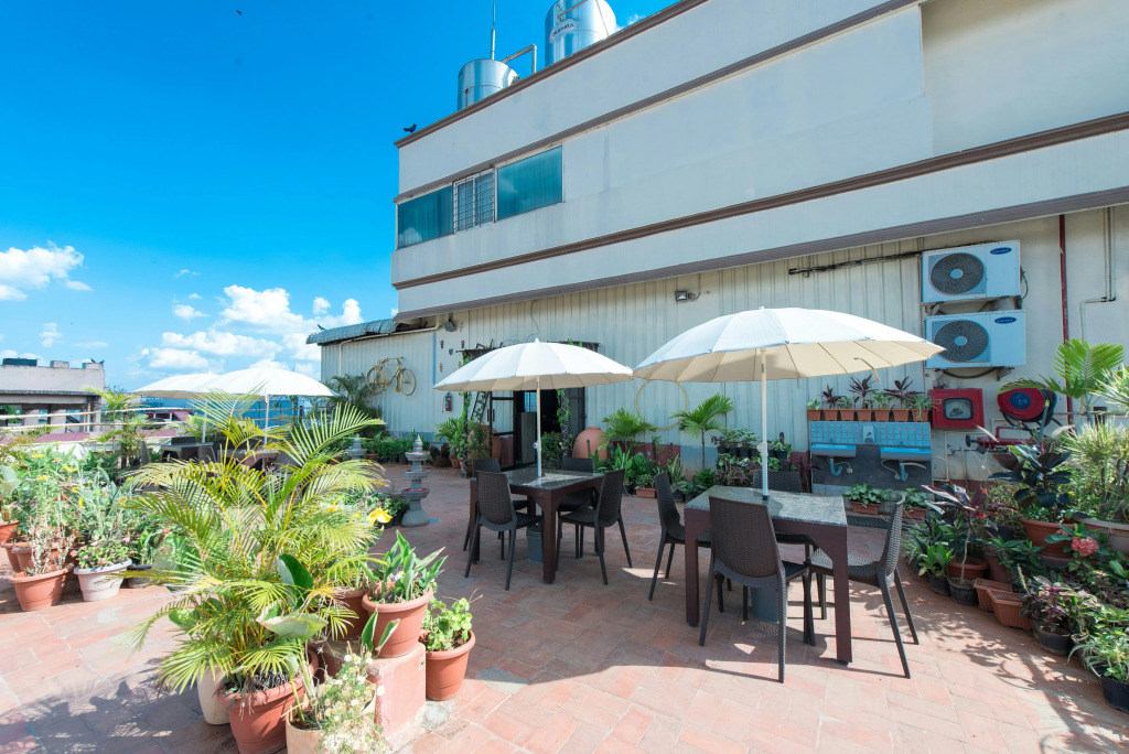 Bangalore Gate Hotel & Conferences
