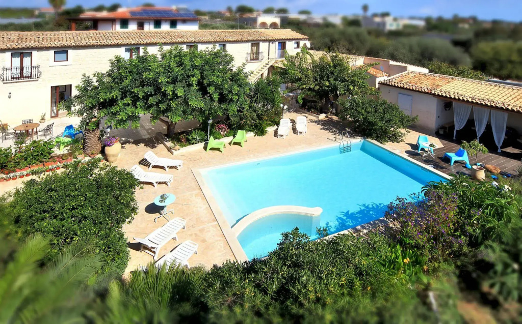 Villa U Marchisi B&B