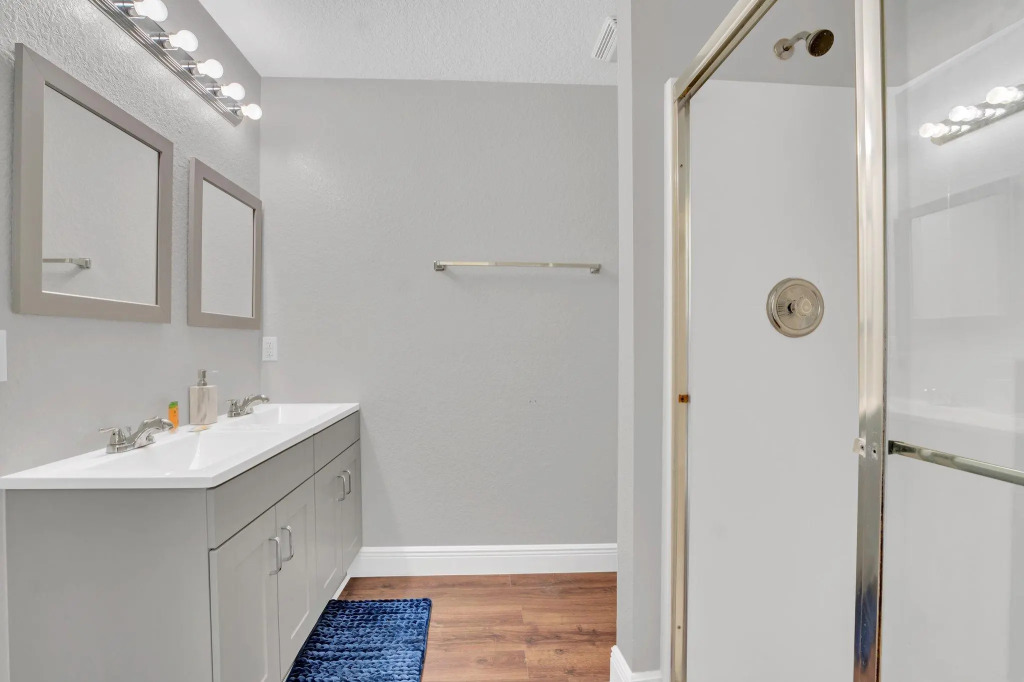 538 Reserve in Davenport