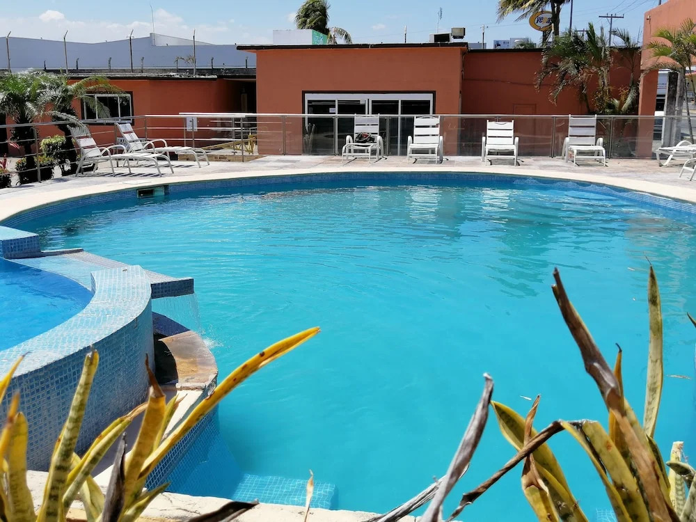 Hotel Rio Inn