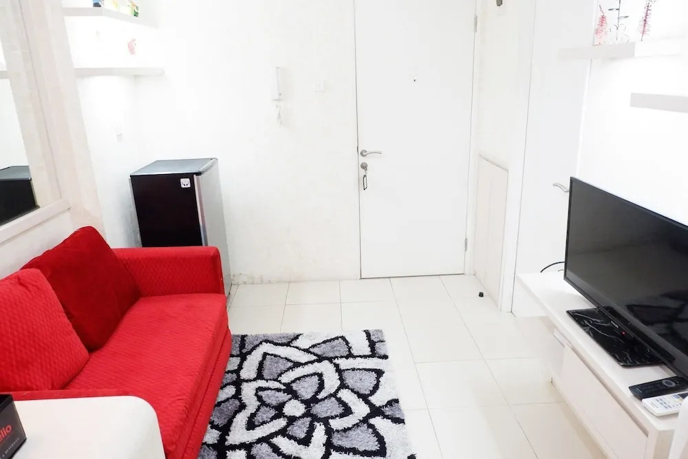 Simple and Modern Bassura City Apartment