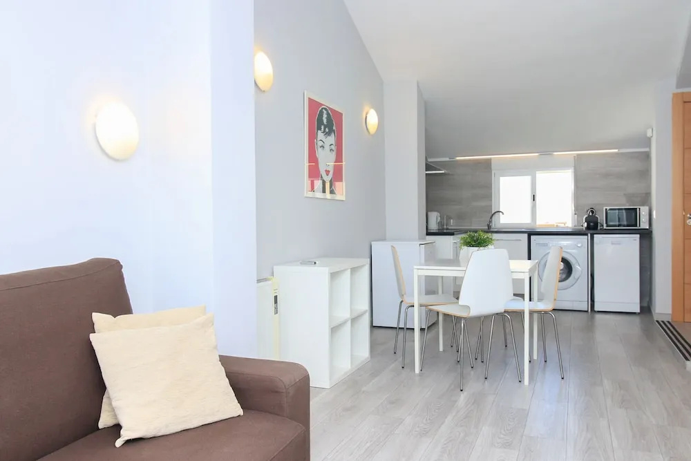 BET Apartments - Tramontana Apartments