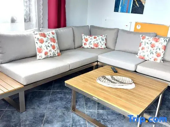 Modern Holiday Home With Balcony With sea and Mountain Views no Teide-view