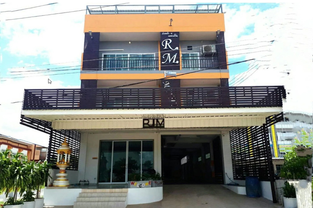 R.M. Mansion Surin
