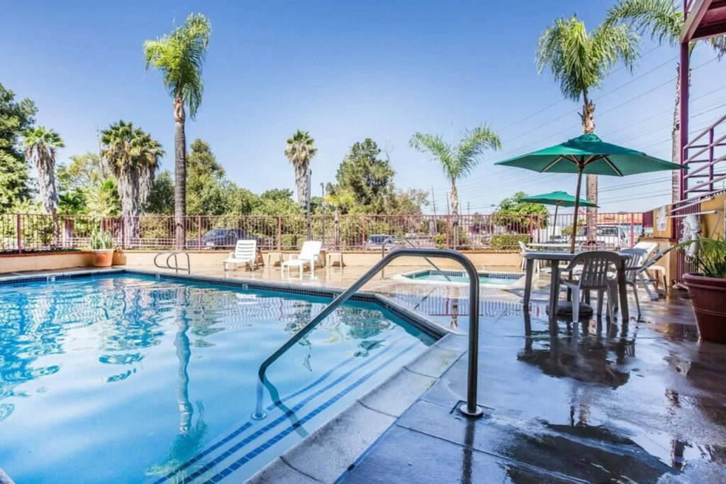 Tiller House, Laguna Hills, a Tribute Portfolio Hotel