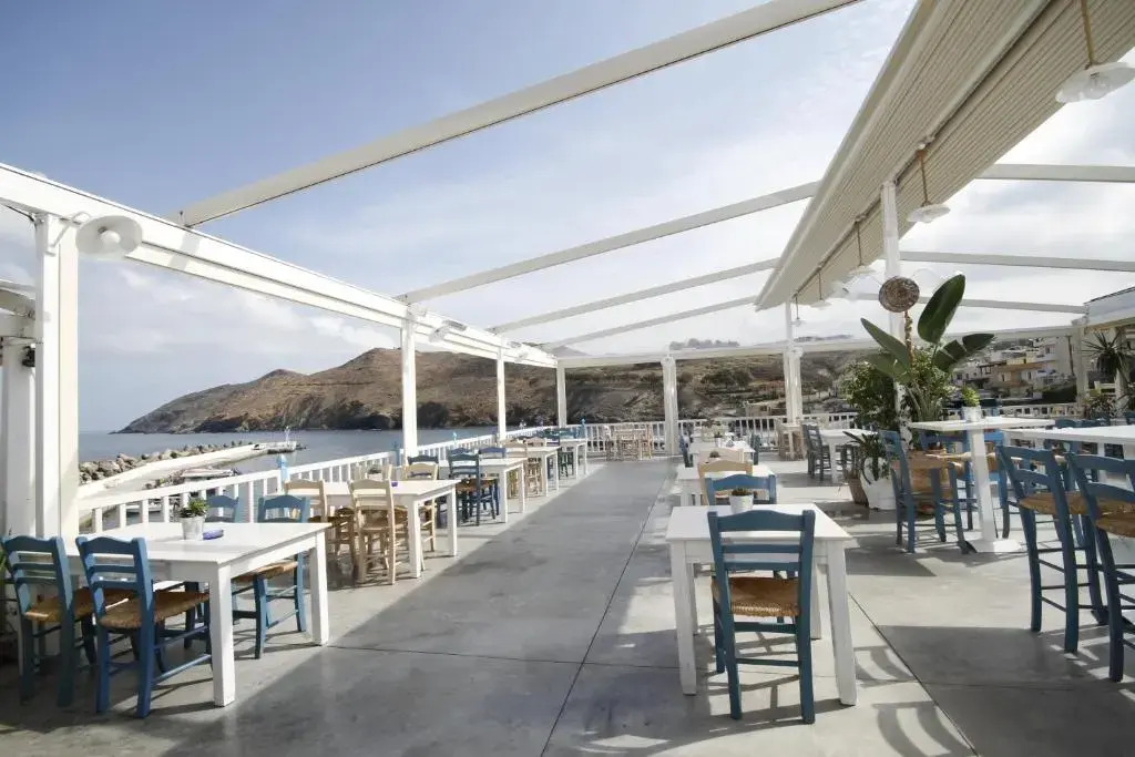 Captains House Hotel Suites & Apartments