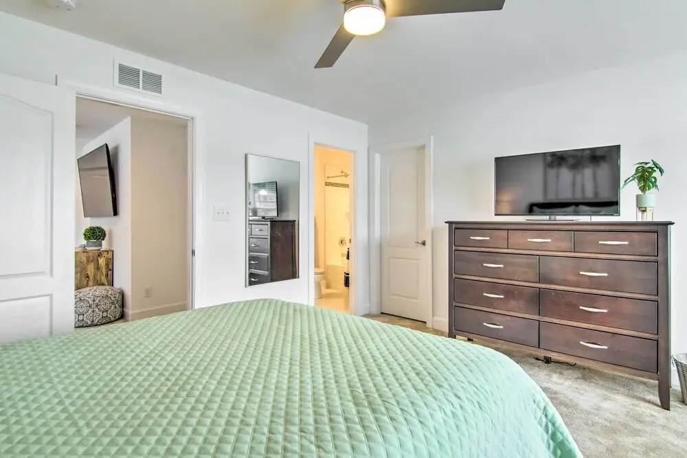 Family-friendly Home: 4 Mi to Bethany Beach!