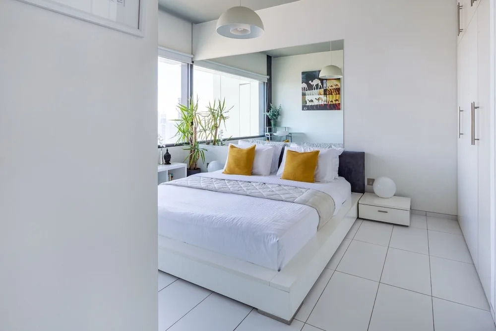 Splendid 1BR in Difc With Burj Khalifa Views